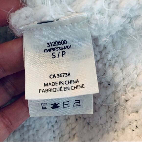 Kenneth Cole Sweater - Picture 4 of 6